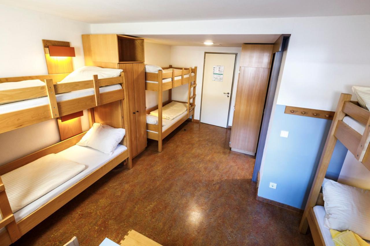 Jugendherberge Garmisch-Partenkirchen - Membership Required! Dış mekan fotoğraf