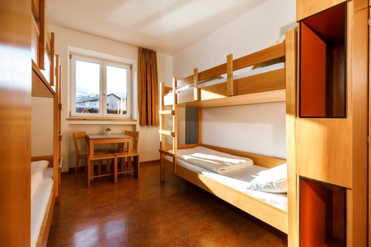 Jugendherberge Garmisch-Partenkirchen - Membership Required! Dış mekan fotoğraf